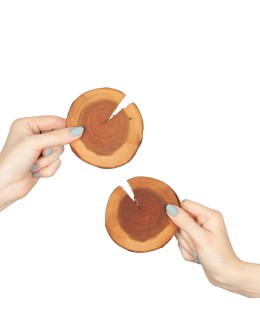 Zestaw 2 szt Okorowanych Podkładek na Stół /śr. 12-15 cm/ Drewno Czeremchy